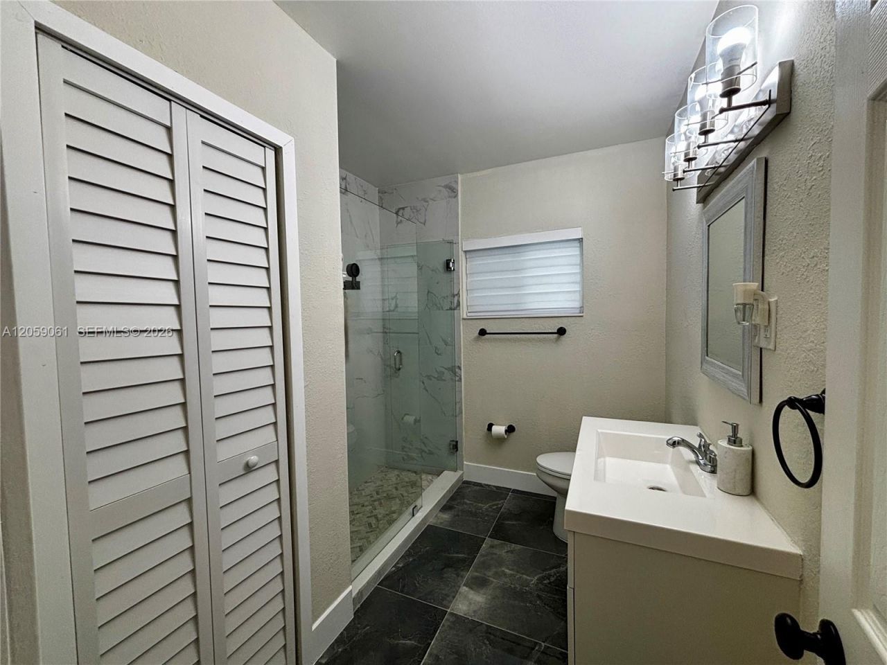 1043 NW 33rd St, Unit Front, Miami, FL 33127 Photo