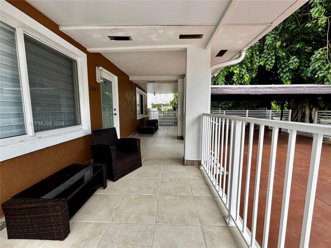 1043 NW 33rd St, Unit Front, Miami, FL 33127 Photo