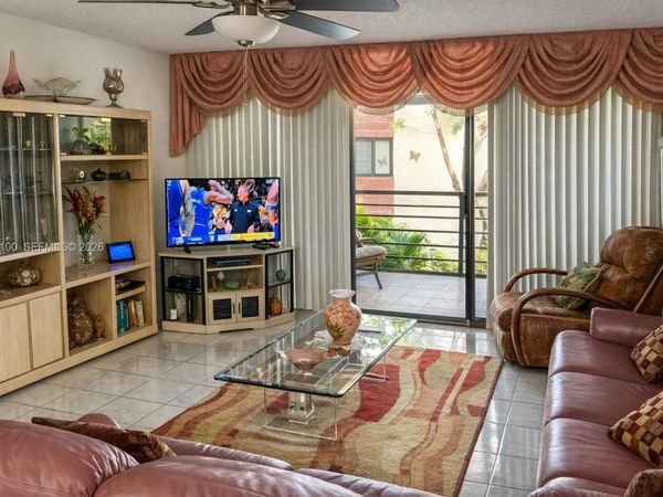 20851 San Simeon Way, Unit 202, Miami, FL 33179