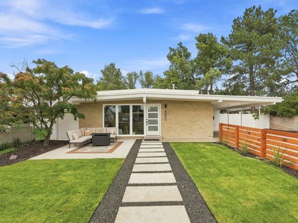 845 E LARKSPUR DR , Sandy, UT 84094