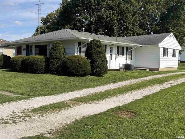 409 Prairie Street, Adair, IL 61411