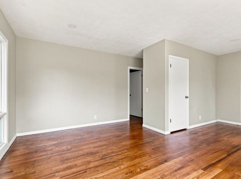 Main Photo
