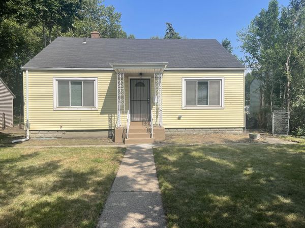 153 Hovey Street, Gary, IN 46406