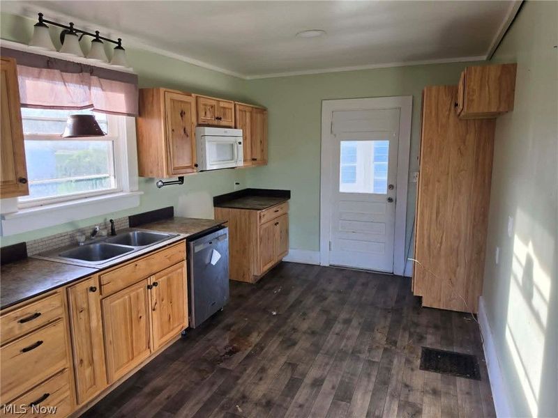 243 Mill Street, Duncan Falls, OH 43734 Photo 8