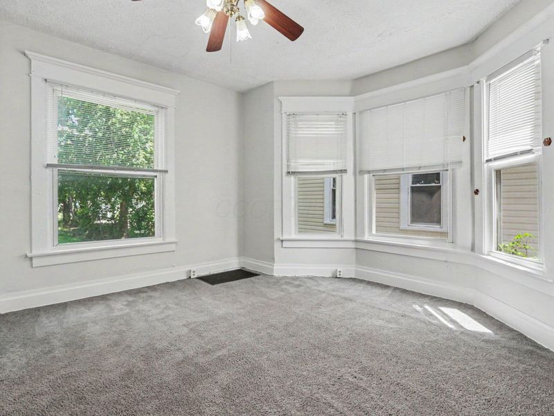 68 E Patterson Avenue, Columbus, OH 43202 Photo 12