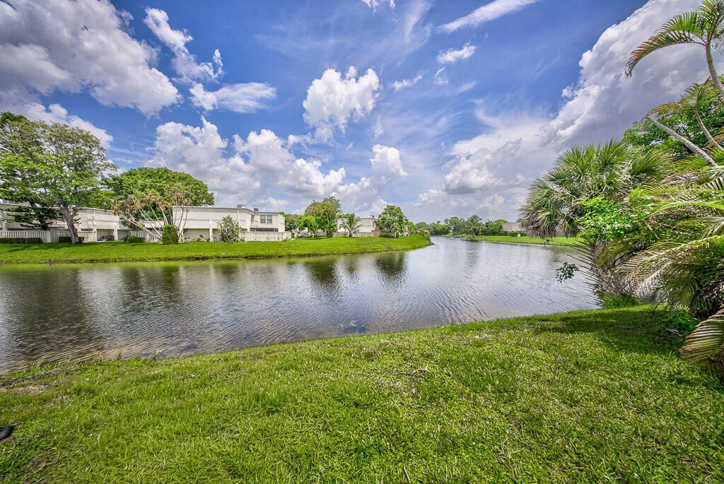 12037 Basin Street N, Wellington, FL 33414 Photo