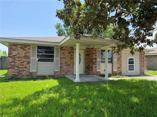 1808 HELVETIA Court , LaPlace, LA 70068