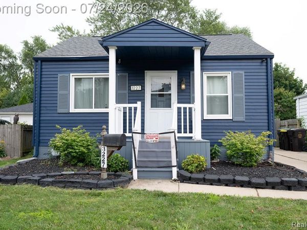 3227 Charles Street, Trenton, MI 48183