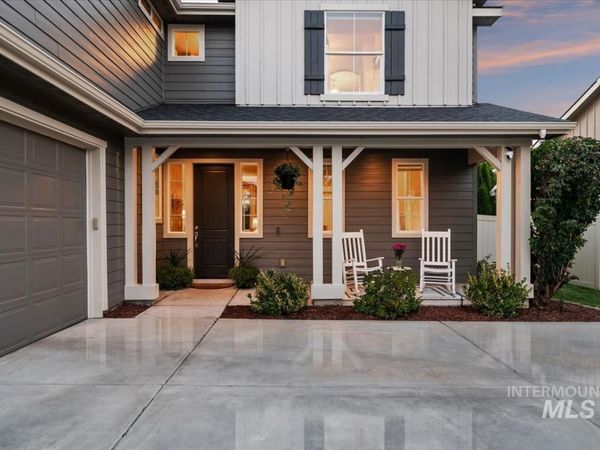 1474 W Bear Track Dr, Meridian, ID 83642
