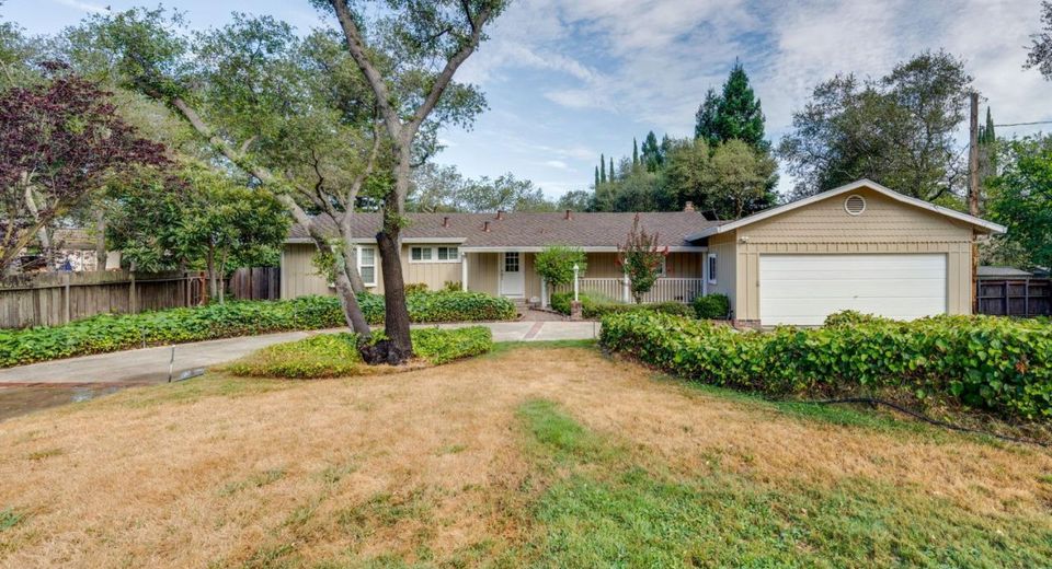 8352 W Granite Dr, Granite Bay, CA 95746 Photo