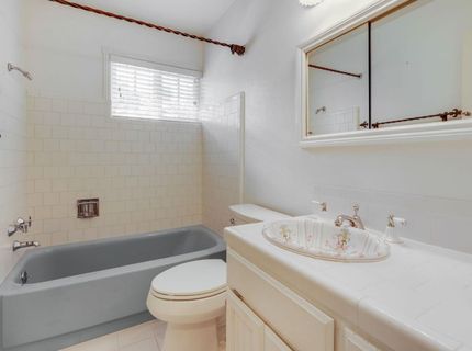 8352 W Granite Dr, Granite Bay, CA 95746 Photo