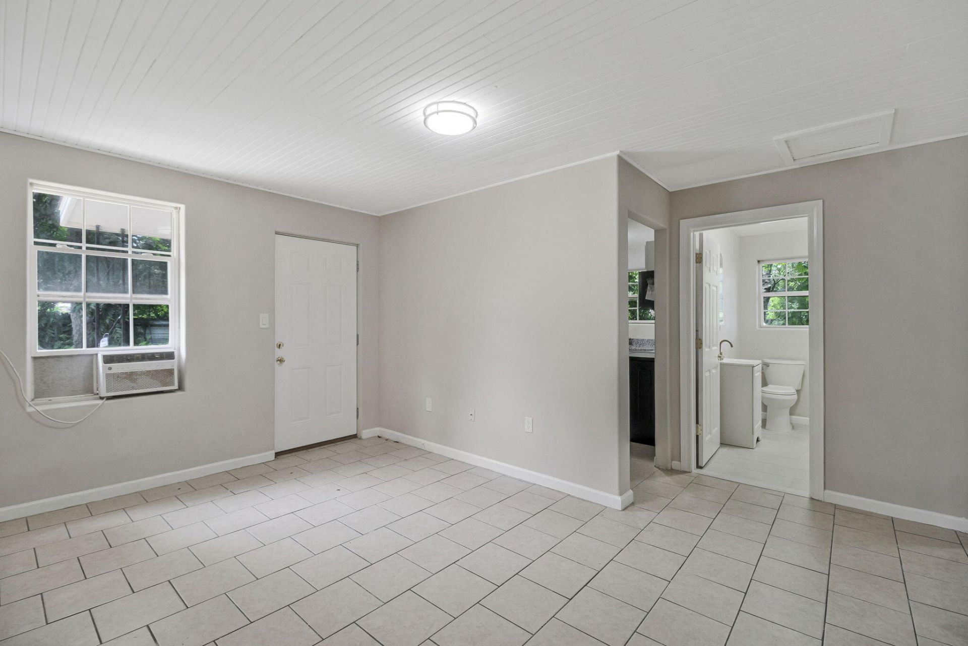 3031 W Jackson Street, Pensacola, FL 32505 Photo