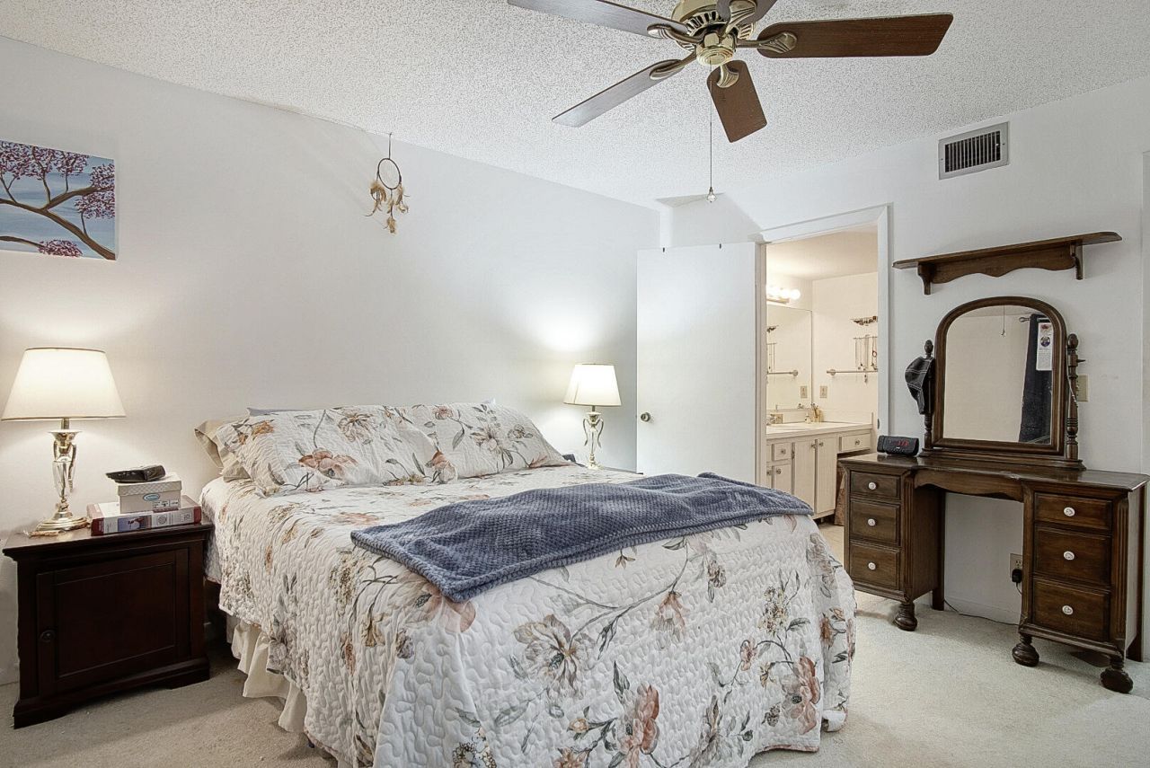 5930 Whispering Pine Way, Unit C-2, Greenacres, FL 33463 Photo