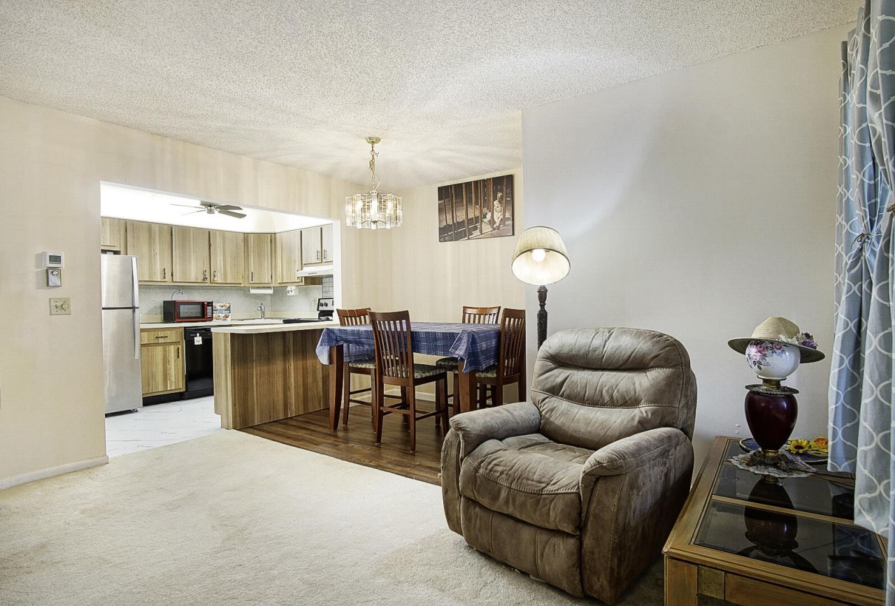 5930 Whispering Pine Way, Unit C-2, Greenacres, FL 33463 Photo