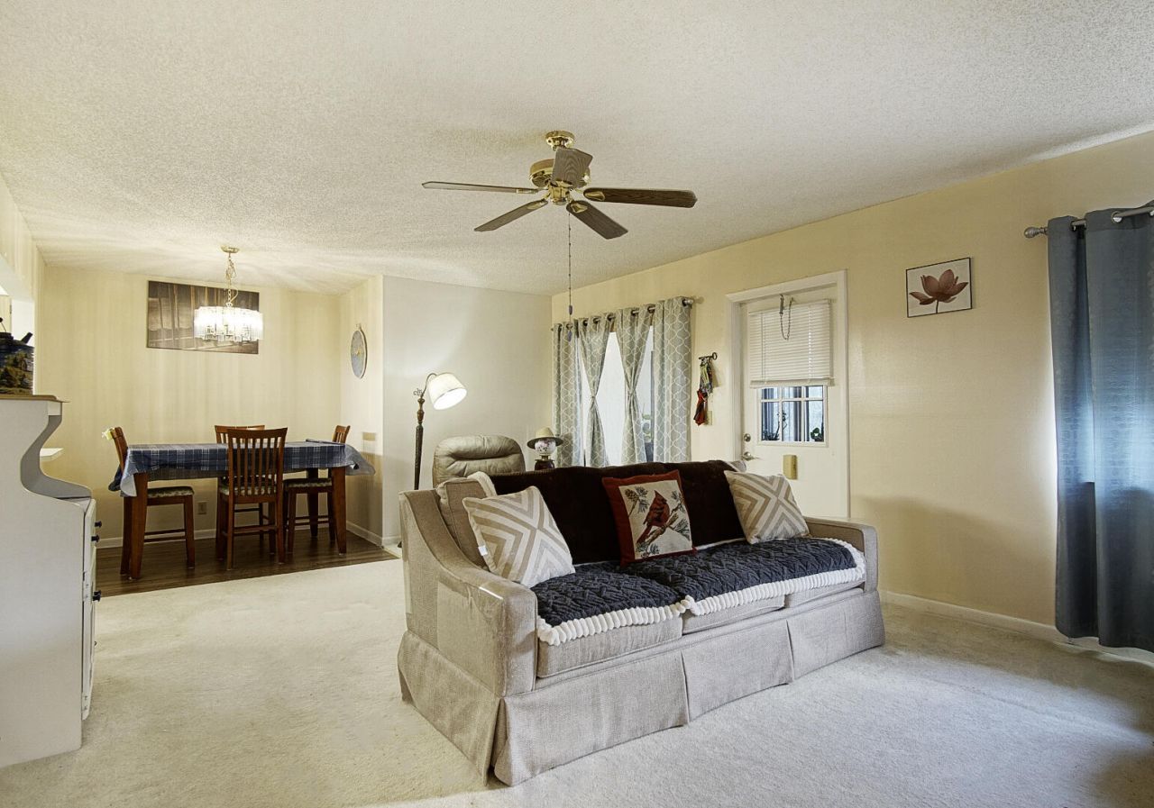 5930 Whispering Pine Way, Unit C-2, Greenacres, FL 33463 Photo