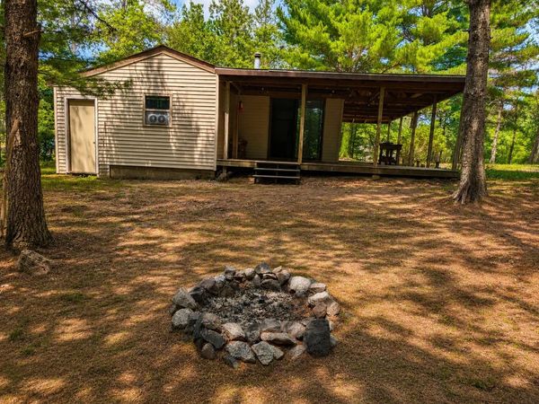 965 W Trout Valley Road, Hancock, WI 54943