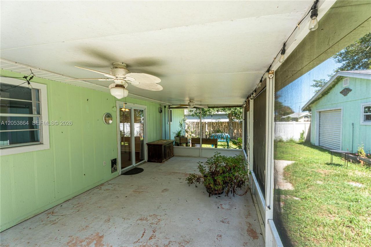 618 SW Ray Ave, Port Saint Lucie, FL 34983 Photo
