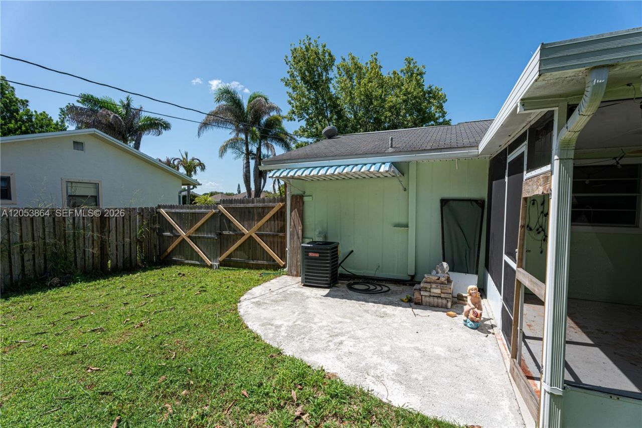 618 SW Ray Ave, Port Saint Lucie, FL 34983 Photo