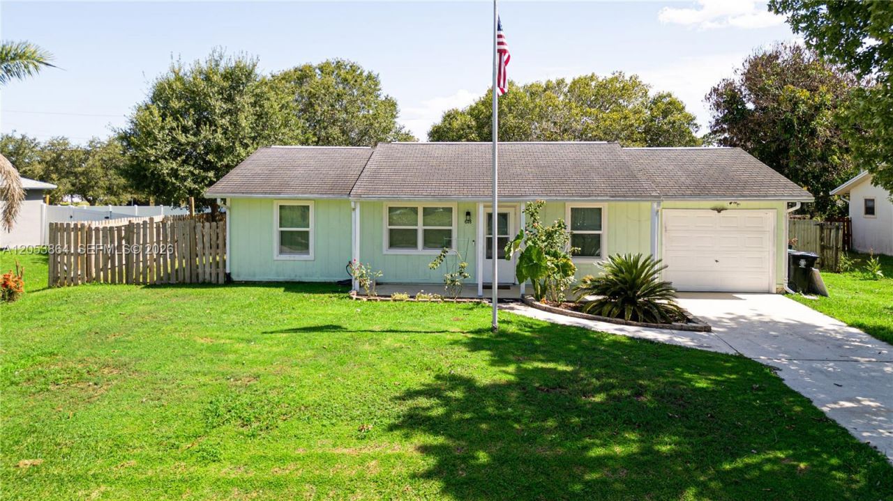 618 SW Ray Ave, Port Saint Lucie, FL 34983 Photo