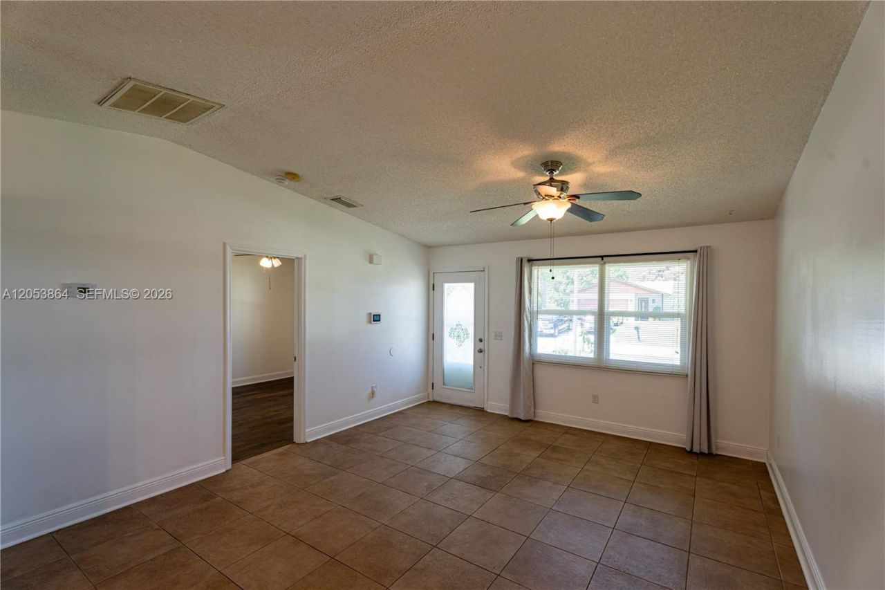618 SW Ray Ave , Port Saint Lucie, FL 34983 Photo