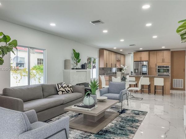 3389 NW 14th Ave , Miami, FL 33142