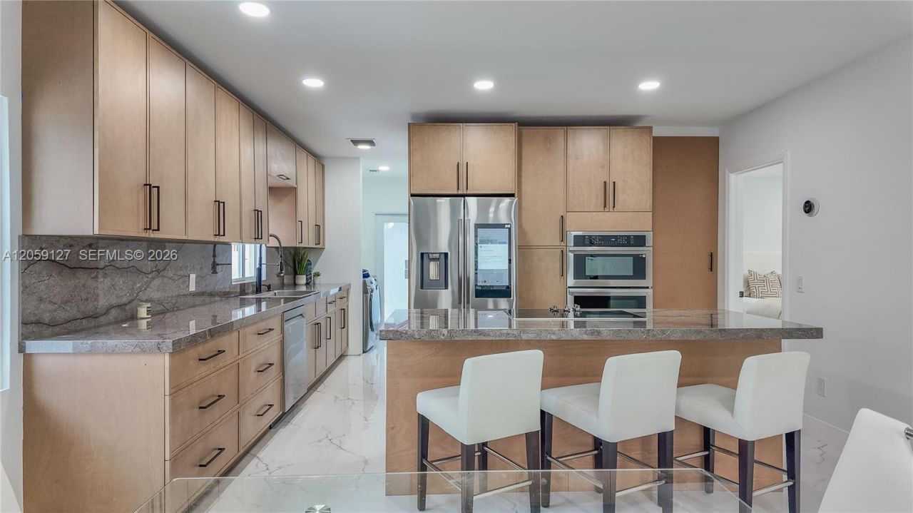 3389 NW 14th Ave , Miami, FL 33142 Photo