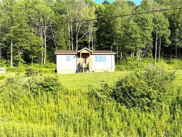 8393 County Road 1 , Friendship, NY 14739