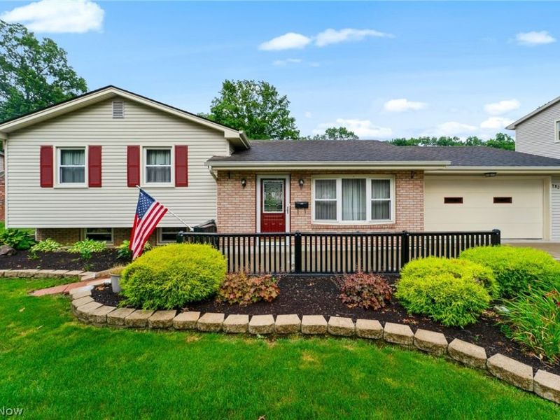 1827 Brockton Drive, Austintown, OH 44511 Photo 1