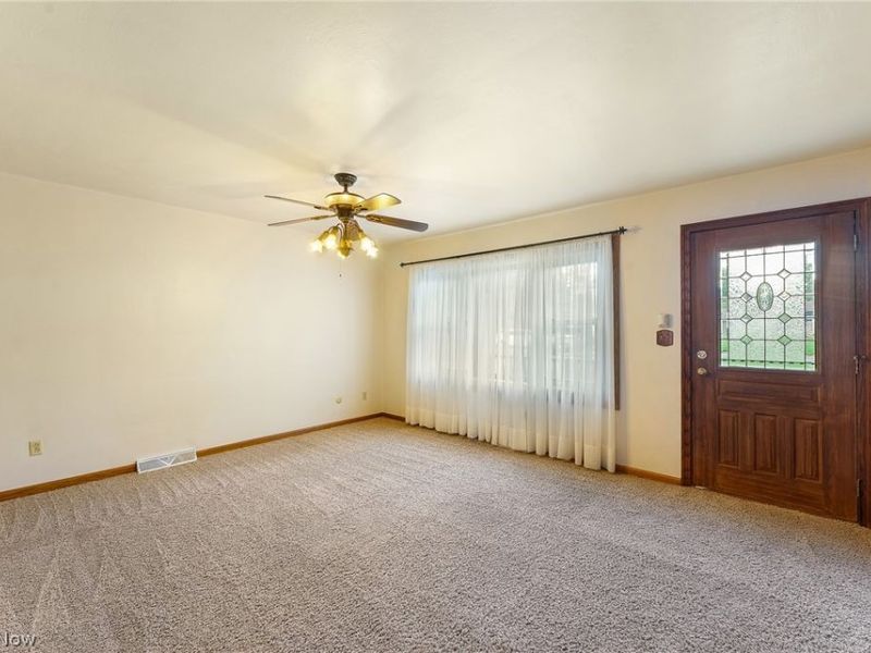 1827 Brockton Drive, Austintown, OH 44511 Photo 11