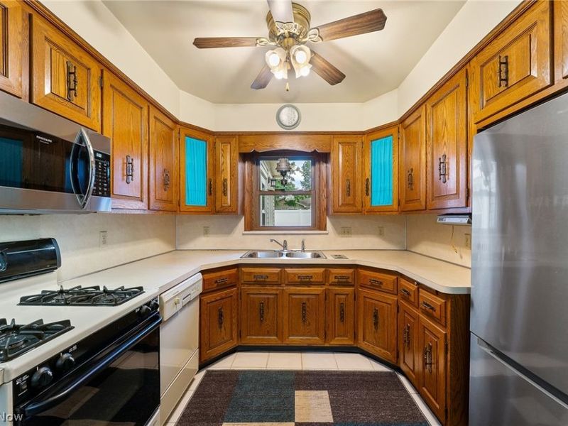 1827 Brockton Drive, Austintown, OH 44511 Photo 15