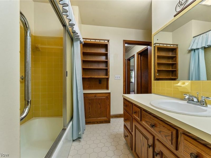 1827 Brockton Drive, Austintown, OH 44511 Photo 26