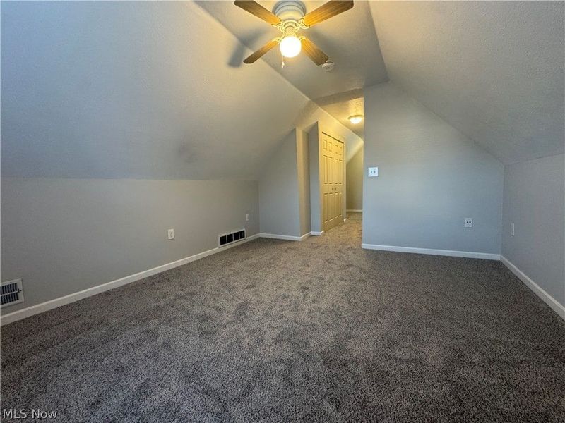 2044 Halstead, Lakewood, OH 44107 Photo 23