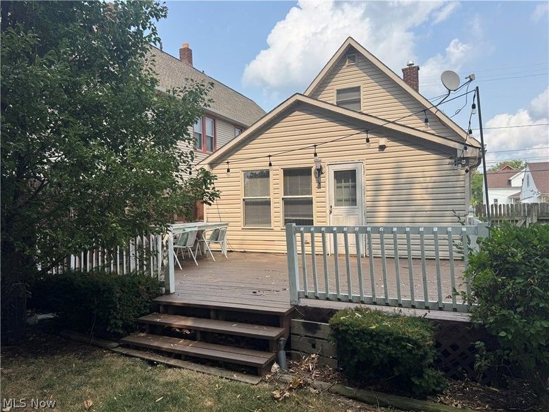 2044 Halstead, Lakewood, OH 44107 Photo 4