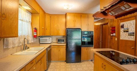 836 Hazel Drive, South Lake Tahoe, CA 96150 Photo