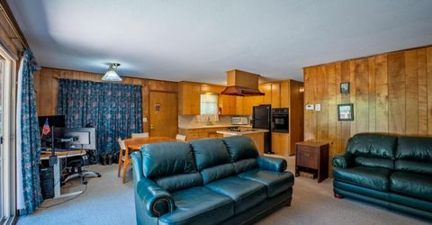 836 Hazel Drive, South Lake Tahoe, CA 96150 Photo