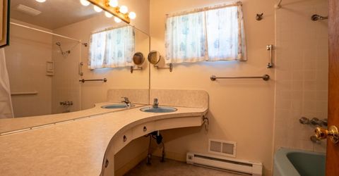 836 Hazel Drive, South Lake Tahoe, CA 96150 Photo