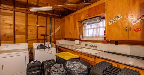 836 Hazel Drive, South Lake Tahoe, CA 96150 Photo