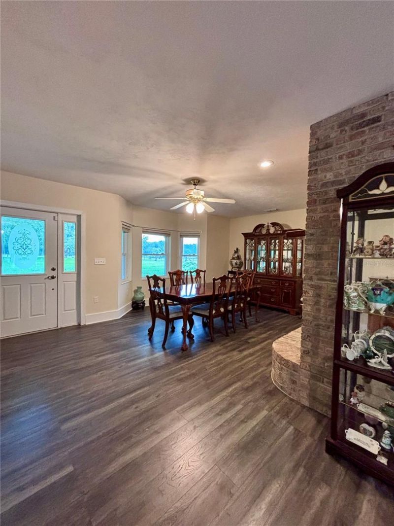 17650 NW 71st Avenue, Trenton, FL 32693 Photo