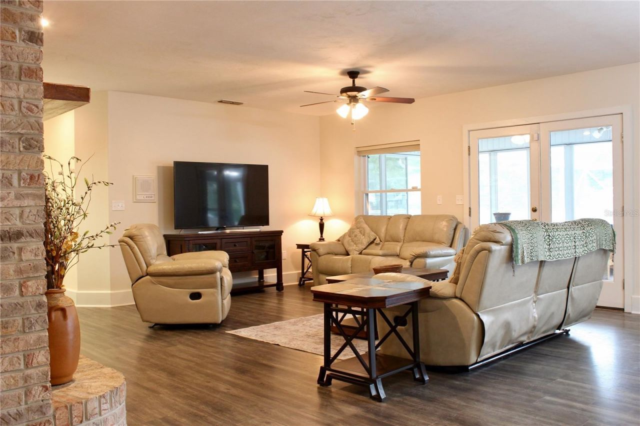17650 NW 71st Avenue, Trenton, FL 32693 Photo