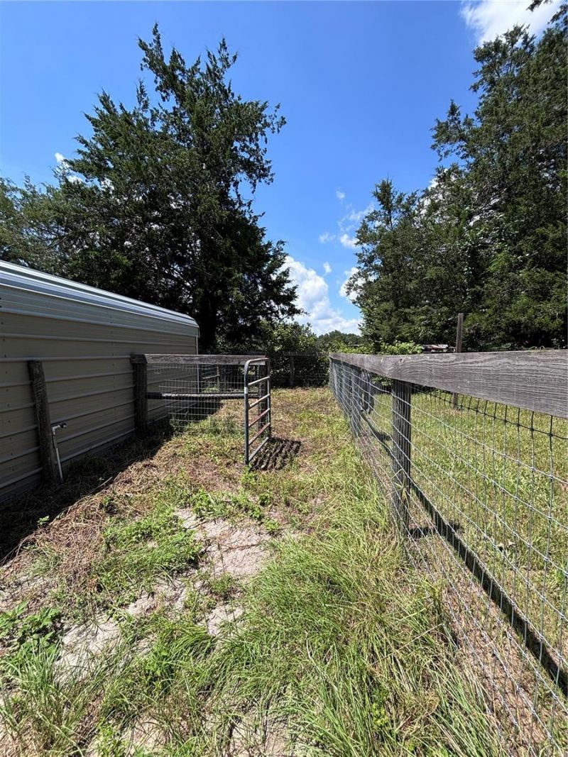 17650 NW 71st Avenue, Trenton, FL 32693 Photo