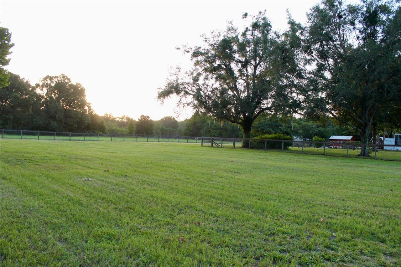 17650 NW 71st Avenue, Trenton, FL 32693 Photo