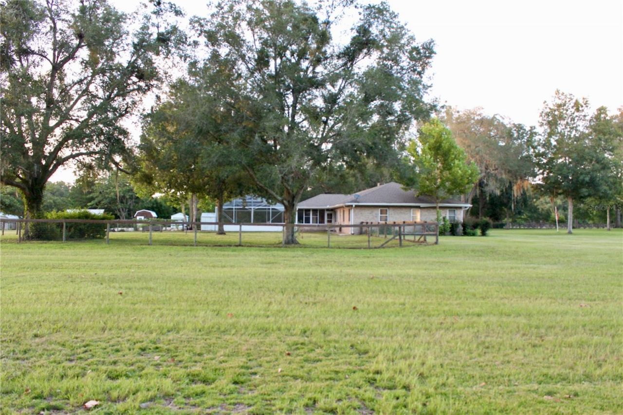 17650 NW 71st Avenue, Trenton, FL 32693 Photo