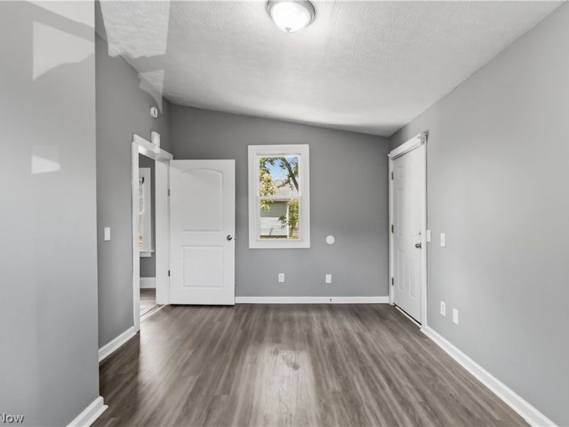 980 Pardee Avenue, Akron, OH 44306 Photo 29