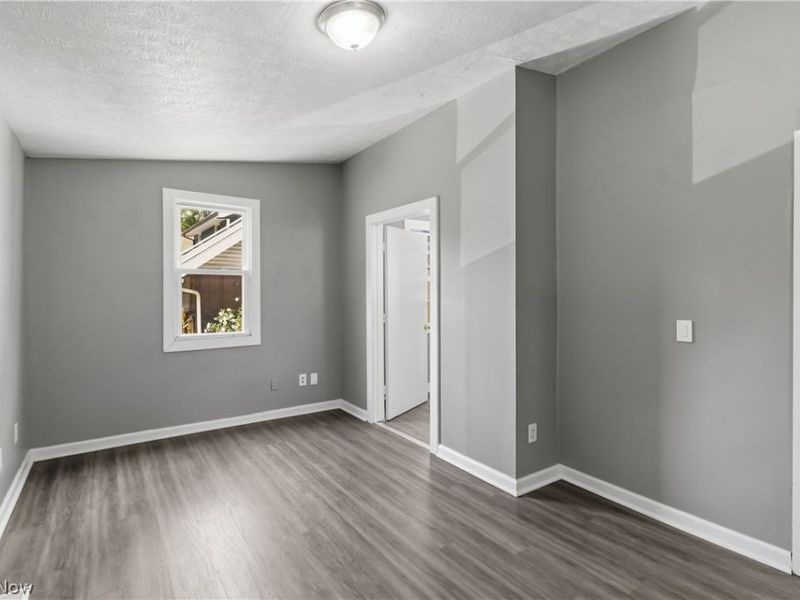 980 Pardee Avenue, Akron, OH 44306 Photo 30