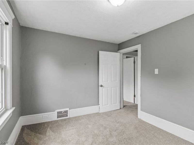 980 Pardee Avenue, Akron, OH 44306 Photo 39