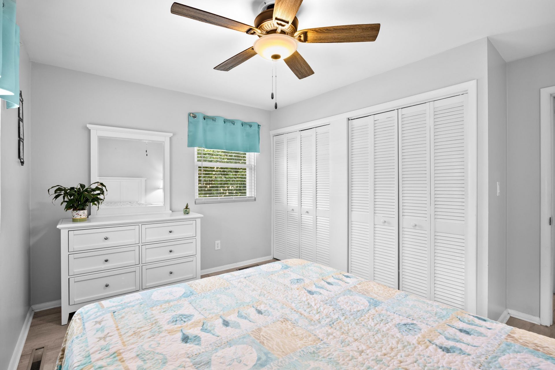 807 Bellamy Dr.  Photo 19