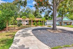 807 Bellamy Dr.  photo 4