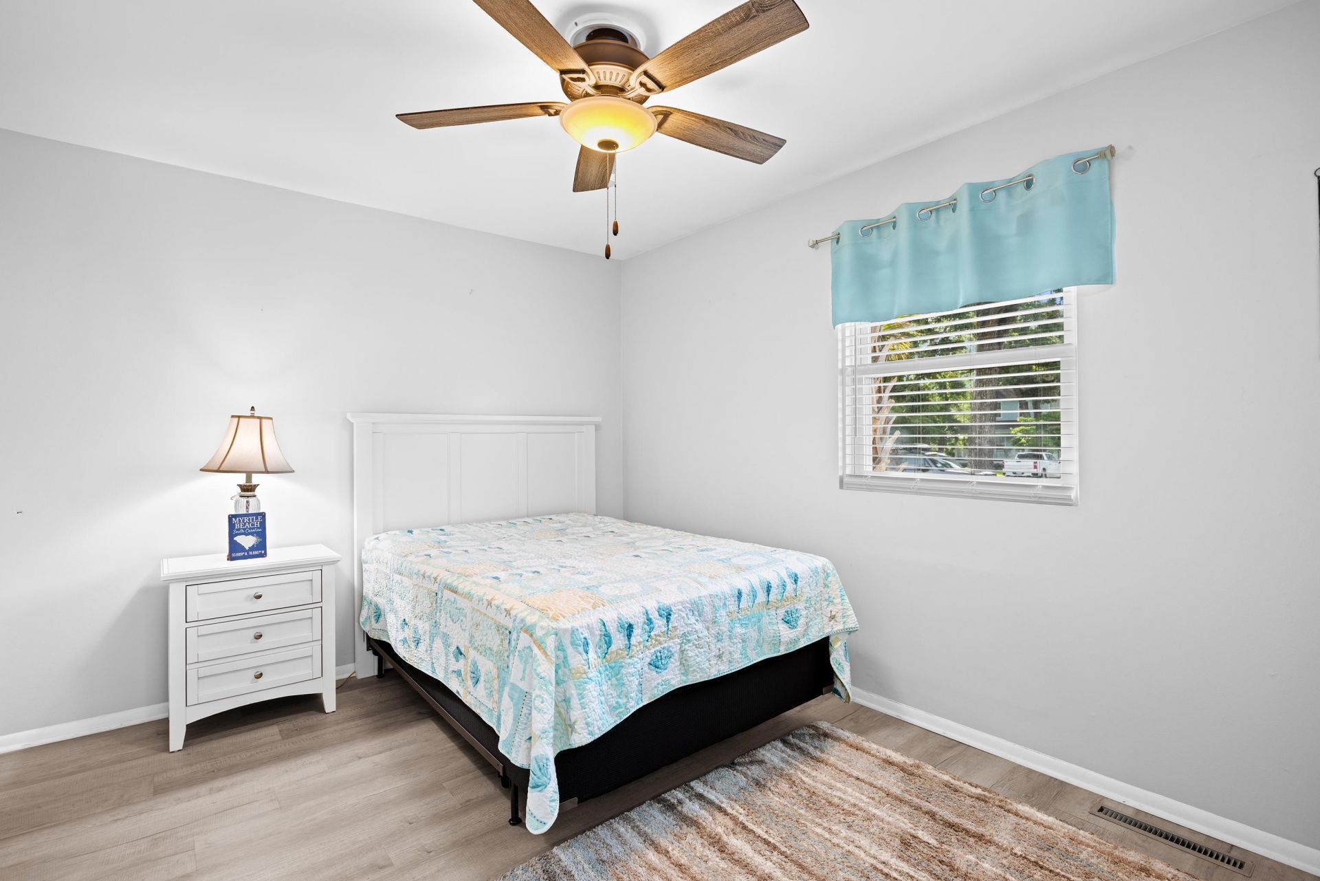 807 Bellamy Dr.  Photo 20