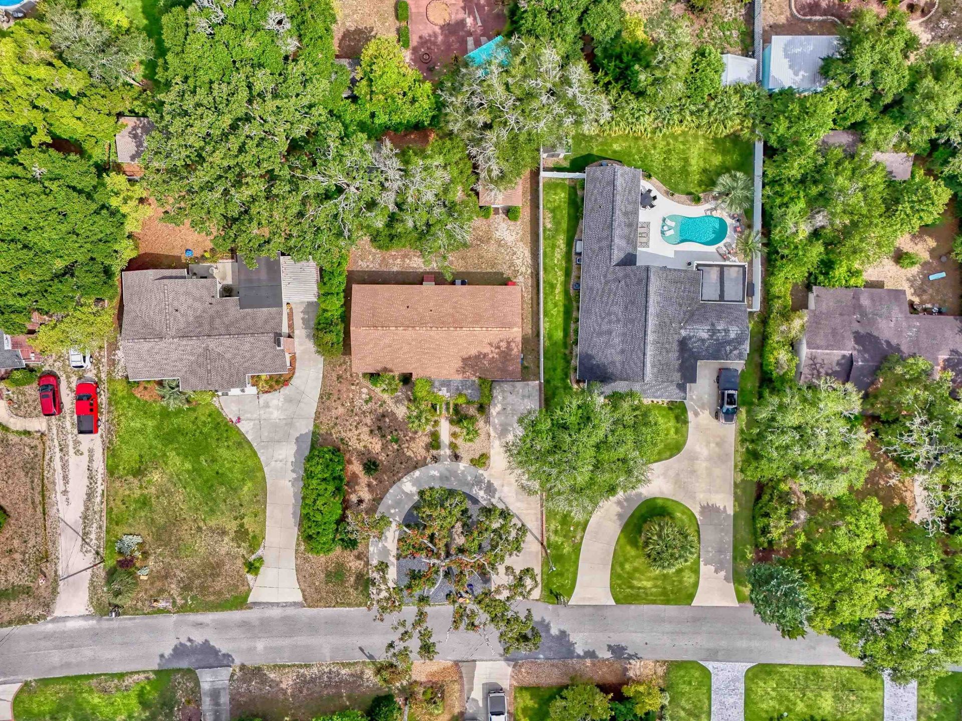 807 Bellamy Dr.  Photo 4