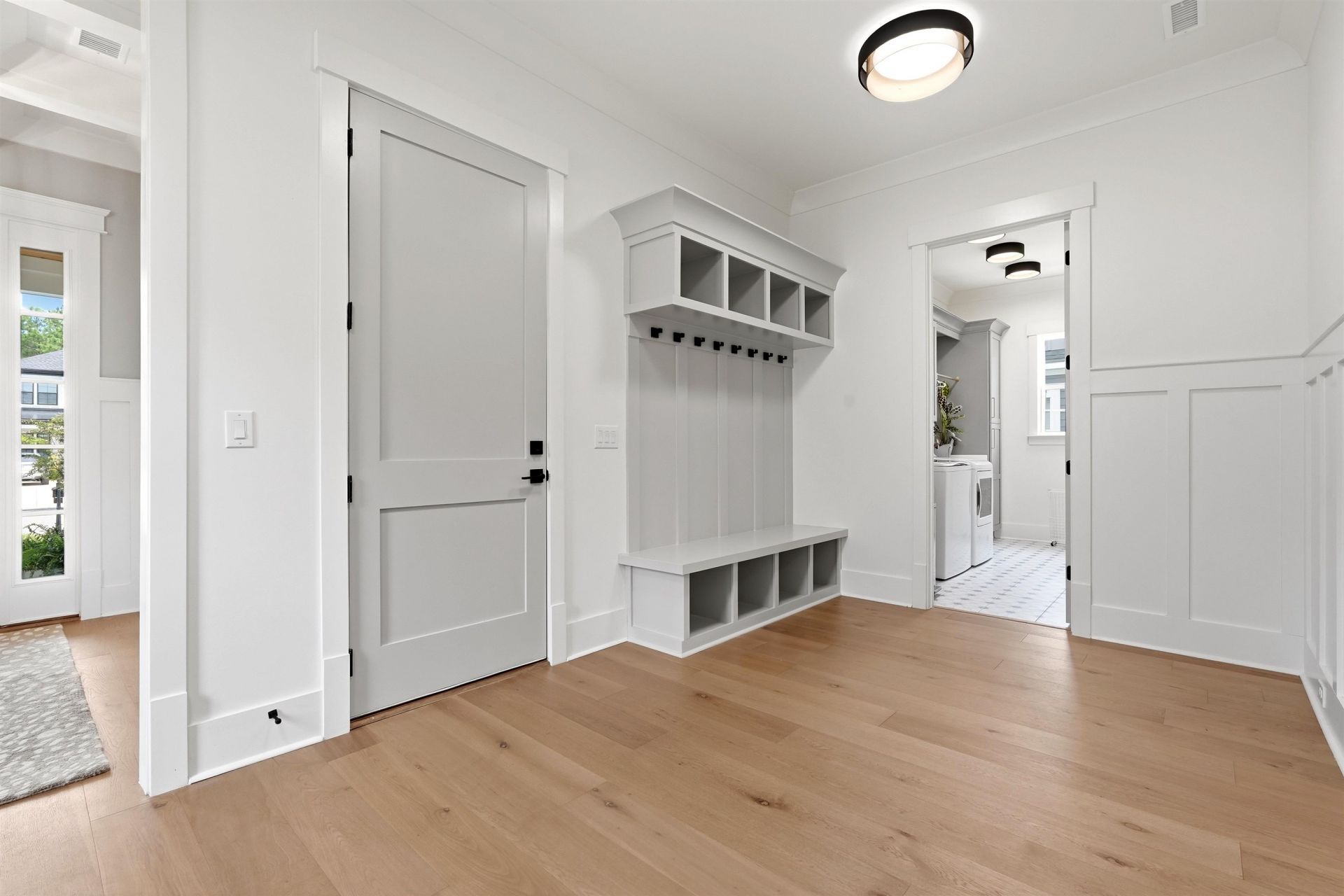 896 Waterbridge Blvd. Photo 7